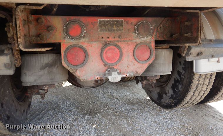 image for item AF9469 1995 Freightliner FLD  water truck