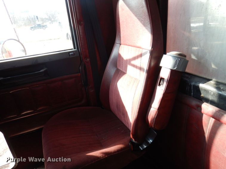 image for item AF9469 1995 Freightliner FLD  water truck