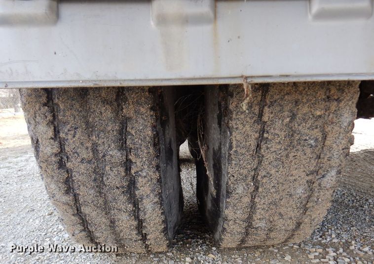 image for item AF9469 1995 Freightliner FLD  water truck