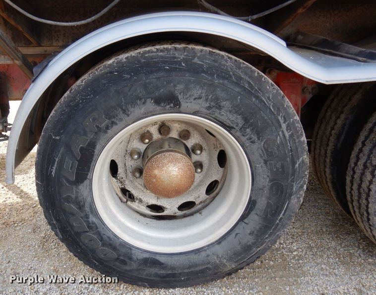 image for item AF9469 1995 Freightliner FLD  water truck