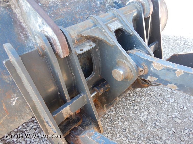 image for item DF8216 2005 John Deere 644J  wheel loader