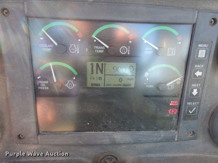 image for item DF8216 2005 John Deere 644J  wheel loader