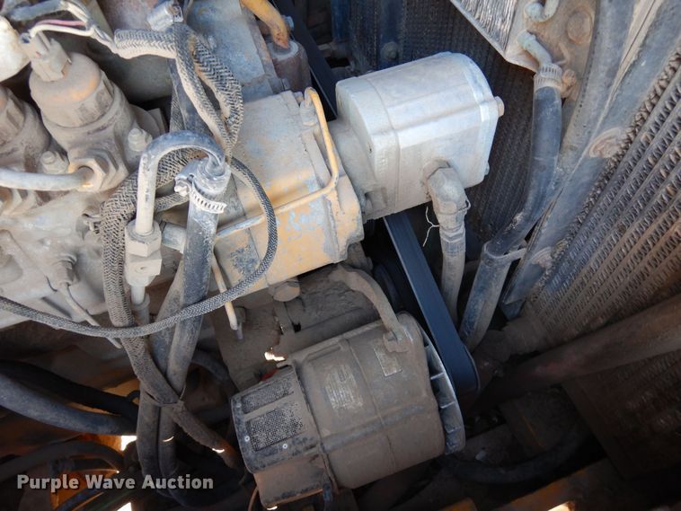 image for item DF8216 2005 John Deere 644J  wheel loader