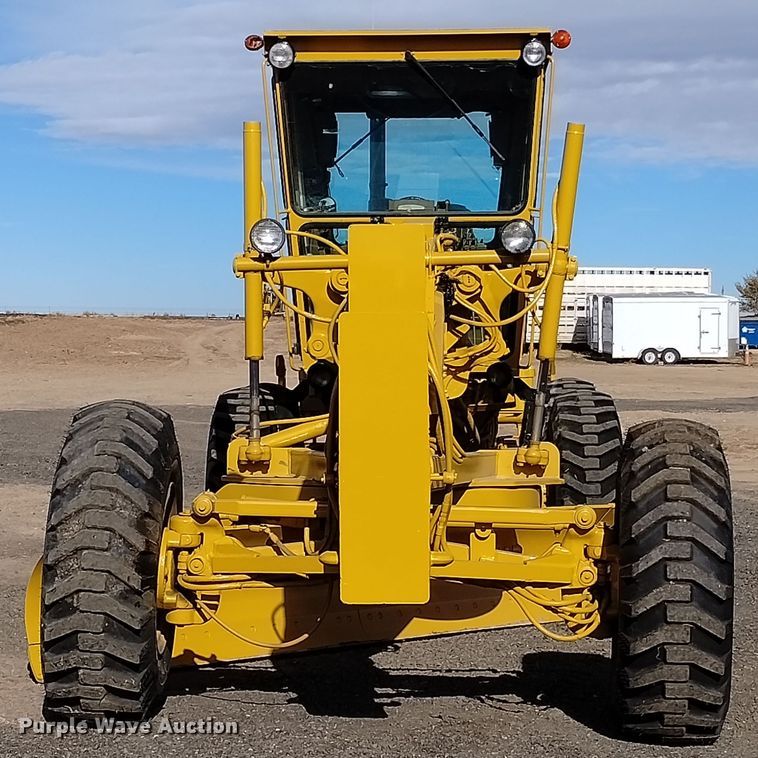 image for item DF8221 1993 Caterpillar 12G  motor grader