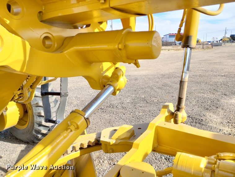 image for item DF8221 1993 Caterpillar 12G  motor grader