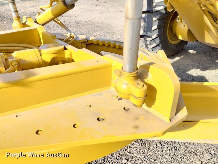 image for item DF8221 1993 Caterpillar 12G  motor grader