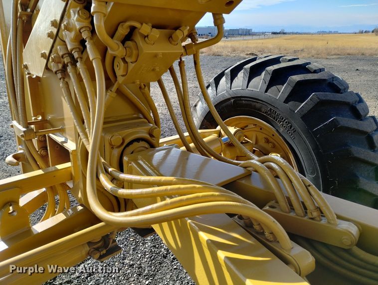 image for item DF8221 1993 Caterpillar 12G  motor grader