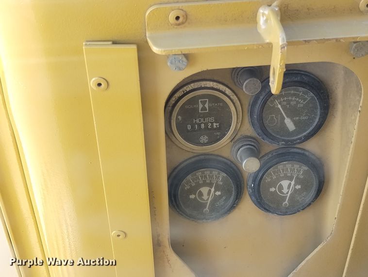 image for item DF8221 1993 Caterpillar 12G  motor grader