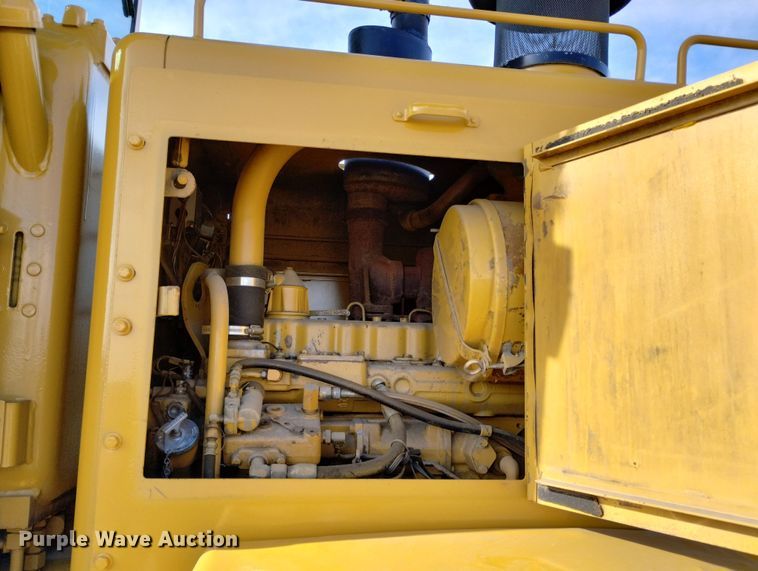 image for item DF8221 1993 Caterpillar 12G  motor grader