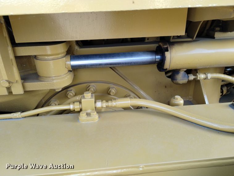 image for item DF8221 1993 Caterpillar 12G  motor grader