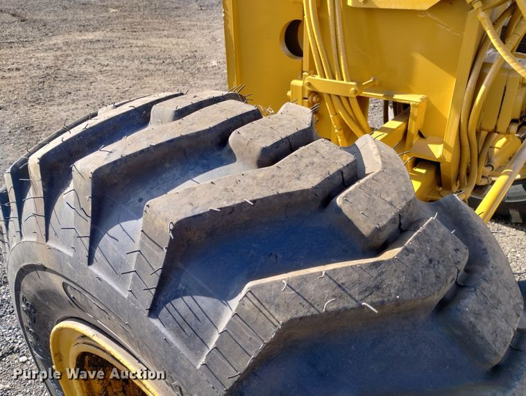 image for item DF8221 1993 Caterpillar 12G  motor grader