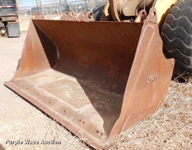 image for item DF8231 1989 John Deere 644E  wheel loader