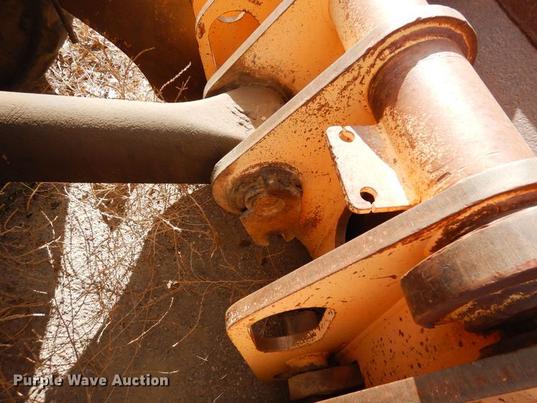 image for item DF8231 1989 John Deere 644E  wheel loader