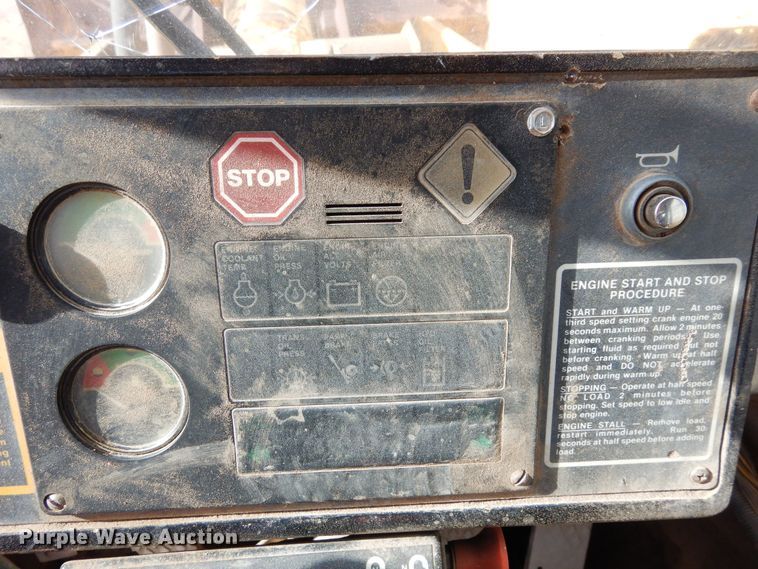 image for item DF8231 1989 John Deere 644E  wheel loader