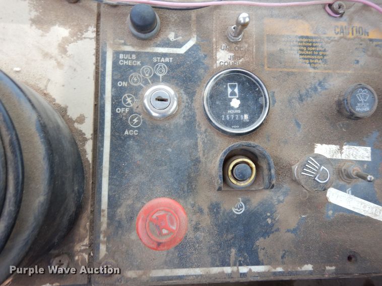 image for item DF8231 1989 John Deere 644E  wheel loader