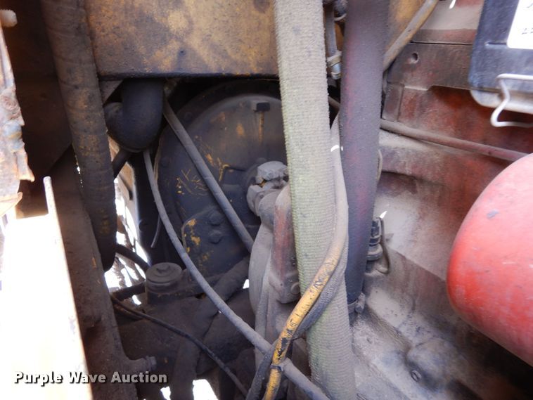 image for item DF8231 1989 John Deere 644E  wheel loader