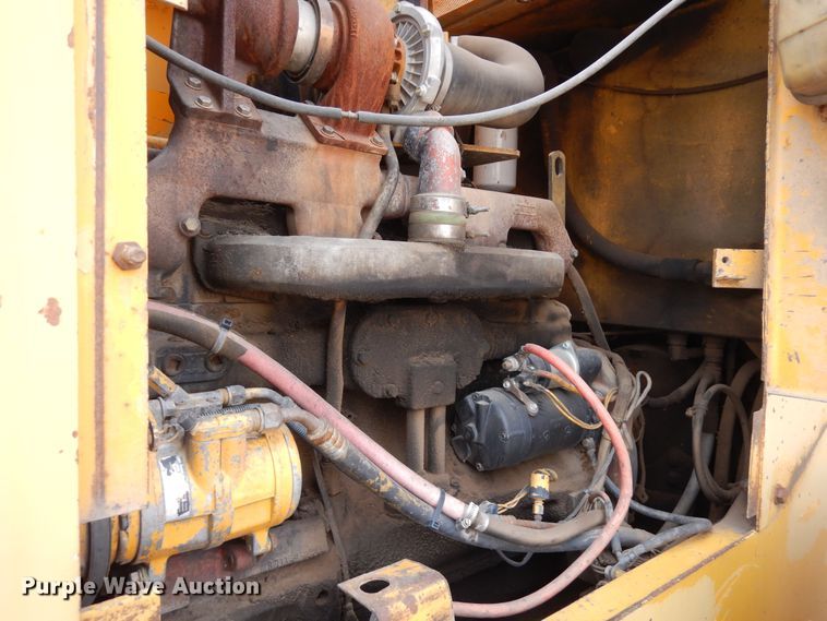 image for item DF8231 1989 John Deere 644E  wheel loader