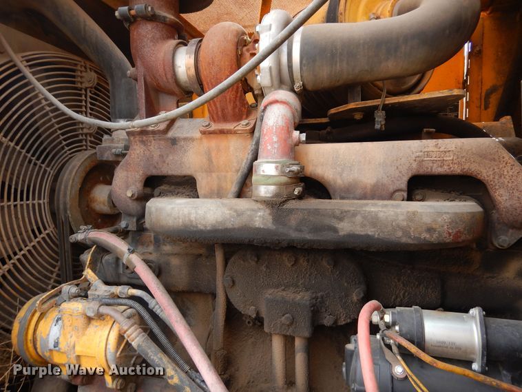 image for item DF8231 1989 John Deere 644E  wheel loader