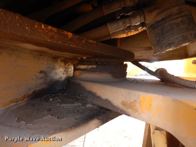 image for item DF8231 1989 John Deere 644E  wheel loader