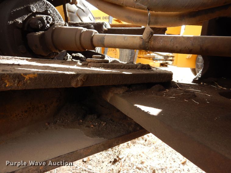 image for item DF8231 1989 John Deere 644E  wheel loader