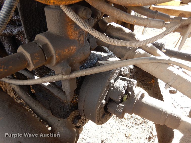 image for item DF8231 1989 John Deere 644E  wheel loader