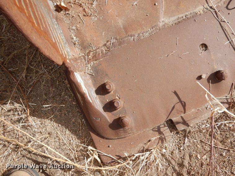 image for item DF8232 1989 John Deere 624E  wheel loader