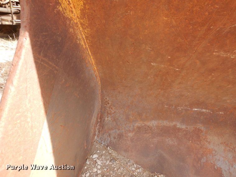 image for item DF8232 1989 John Deere 624E  wheel loader