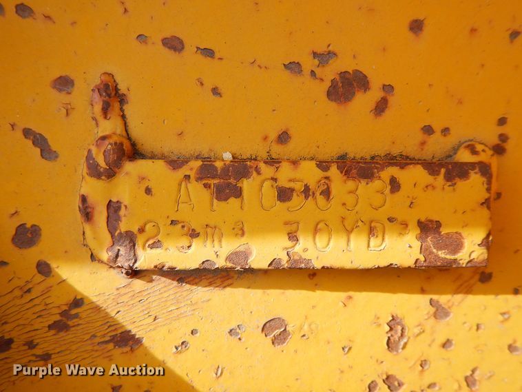 image for item DF8232 1989 John Deere 624E  wheel loader