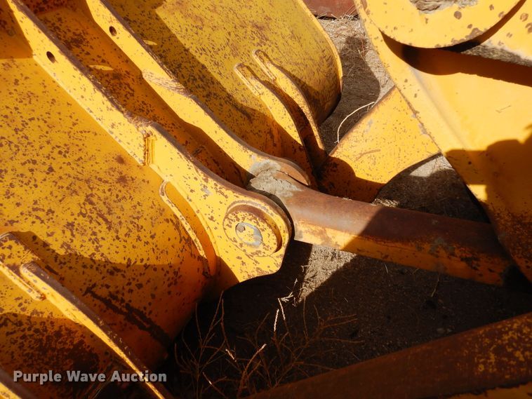 image for item DF8232 1989 John Deere 624E  wheel loader