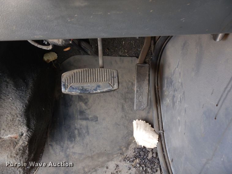 image for item DF8238 1994 Ford E350  shuttle bus