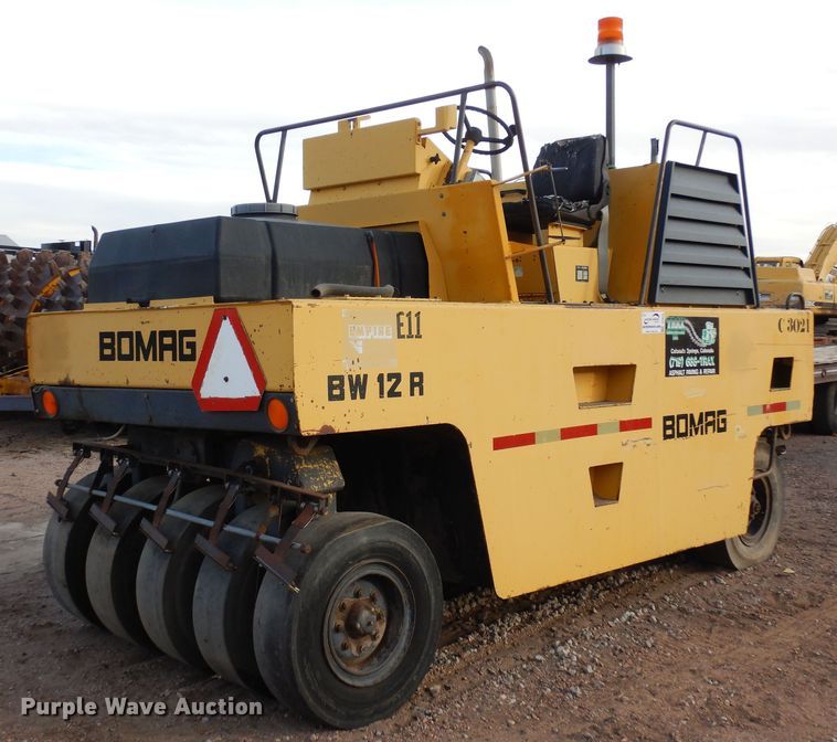 image for item DF8239 1988 Bomag BW12R  pneumatic roller