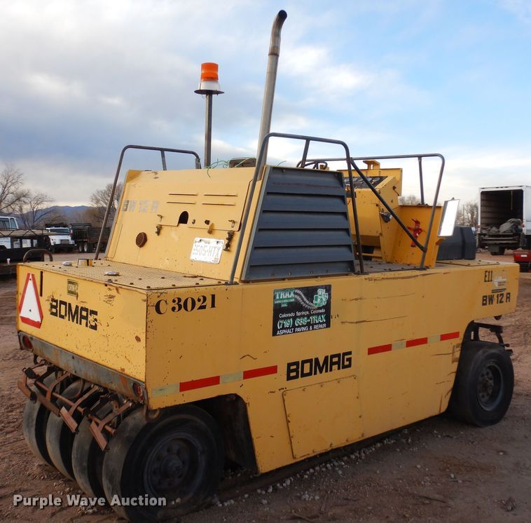 image for item DF8239 1988 Bomag BW12R  pneumatic roller