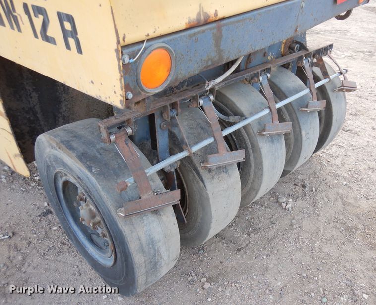 image for item DF8239 1988 Bomag BW12R  pneumatic roller