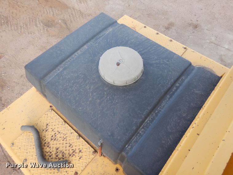 image for item DF8239 1988 Bomag BW12R  pneumatic roller