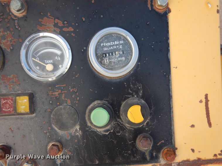 image for item DF8239 1988 Bomag BW12R  pneumatic roller