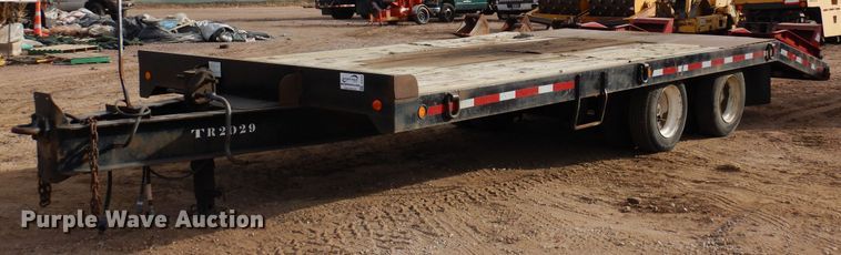 image for item DF8240 1995 Towmaster  equipment trailer