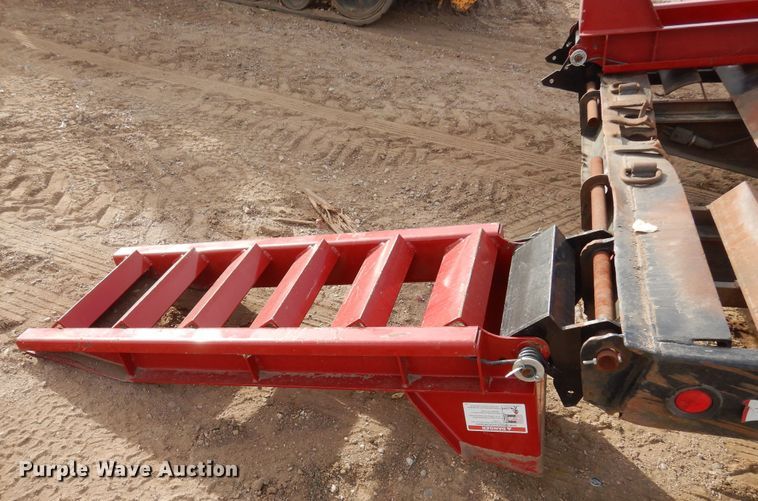 image for item DF8240 1995 Towmaster  equipment trailer