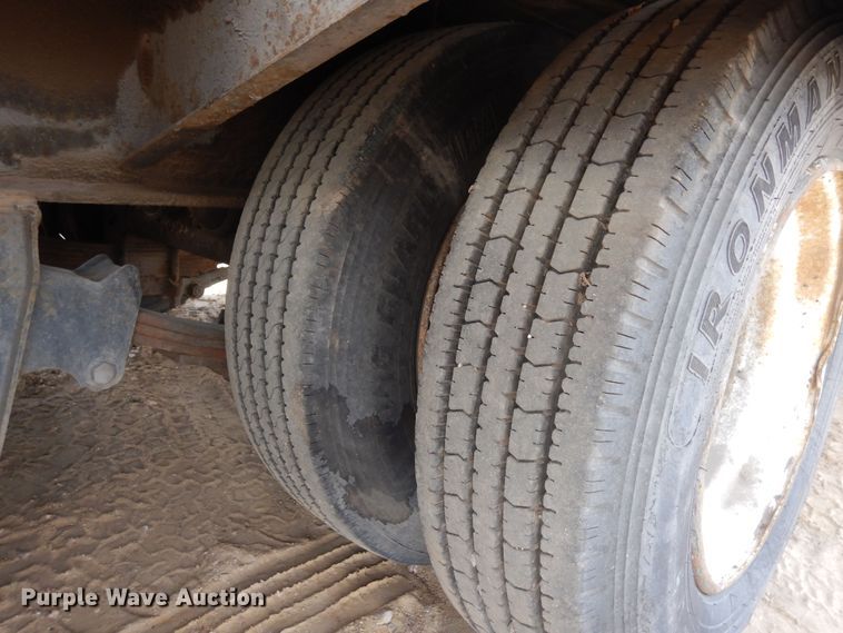 image for item DF8240 1995 Towmaster  equipment trailer