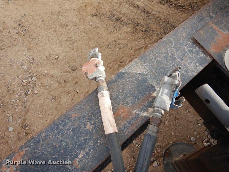 image for item DF8240 1995 Towmaster  equipment trailer