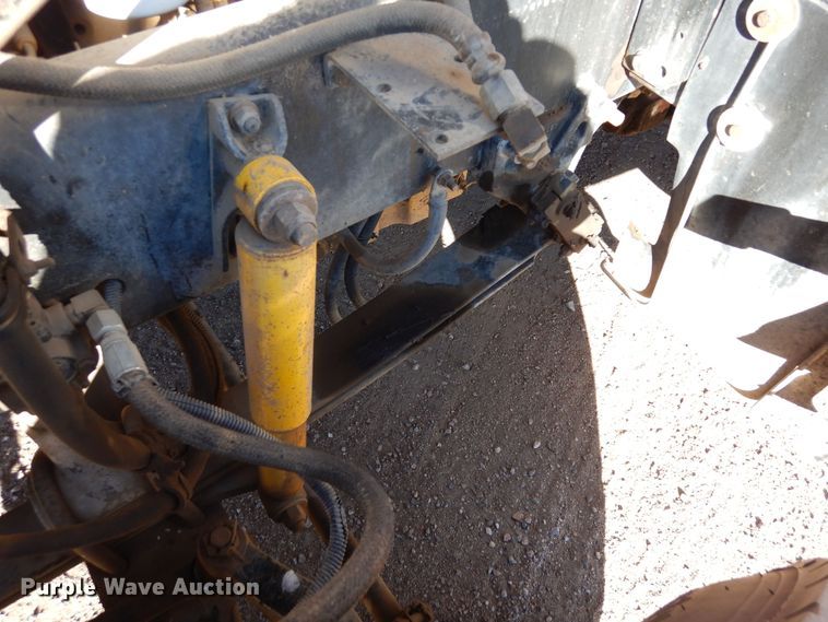 image for item DF8241 1998 Freightliner FLD 120  semi truck