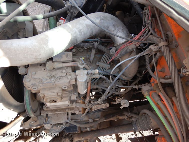 image for item DF8243 1992 International 4800  dump truck