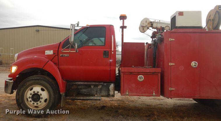 image for item DI6889 2009 Ford F750 Super Duty XL  utility / service truck