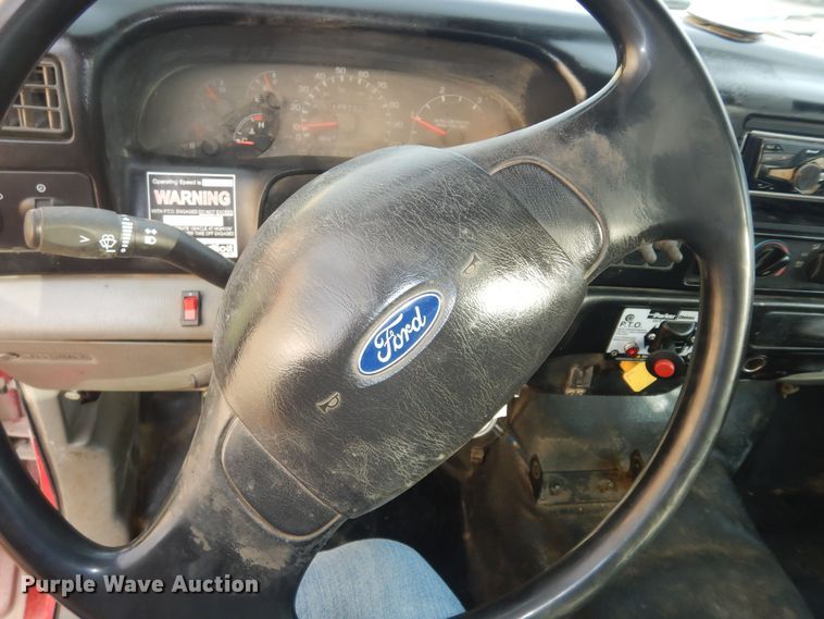 image for item DI6889 2009 Ford F750 Super Duty XL  utility / service truck