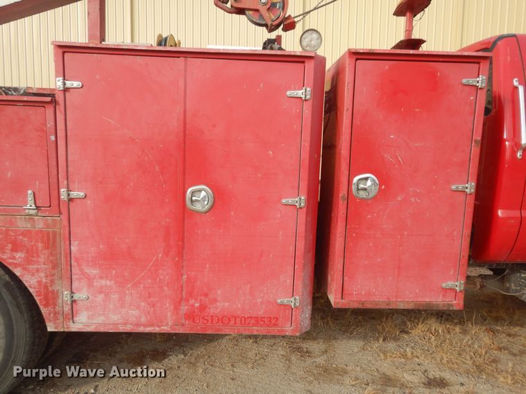 image for item DI6889 2009 Ford F750 Super Duty XL  utility / service truck