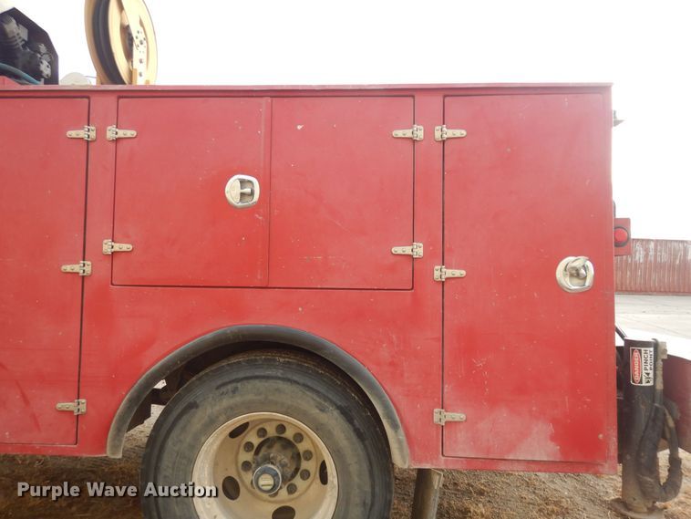 image for item DI6889 2009 Ford F750 Super Duty XL  utility / service truck