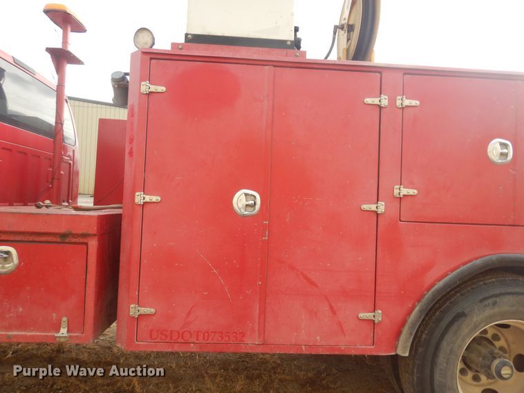 image for item DI6889 2009 Ford F750 Super Duty XL  utility / service truck