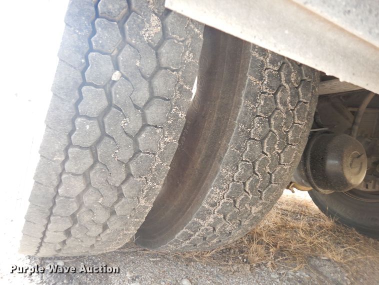 image for item DI6889 2009 Ford F750 Super Duty XL  utility / service truck