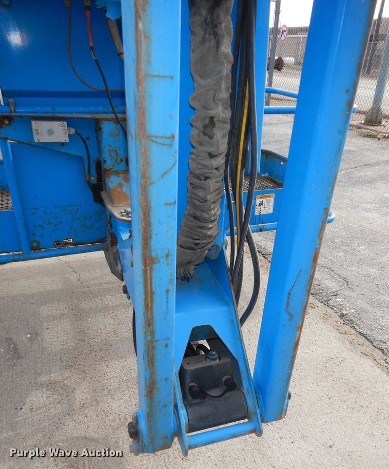 image for item DI6895 2007 Genie Z60/34  boom lift