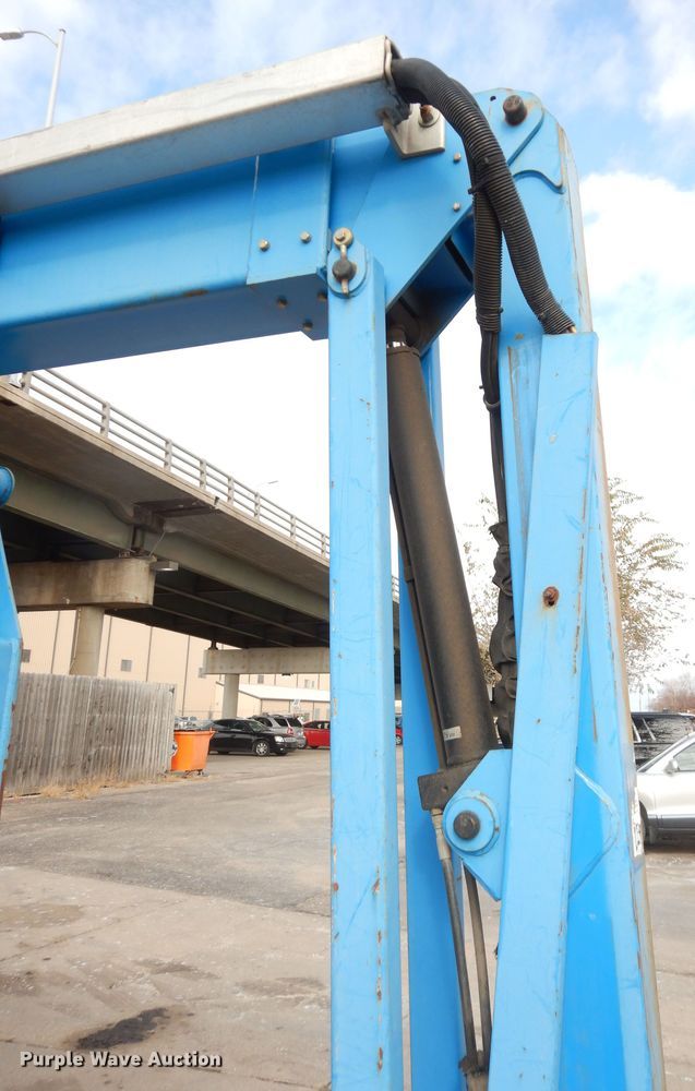 image for item DI6895 2007 Genie Z60/34  boom lift