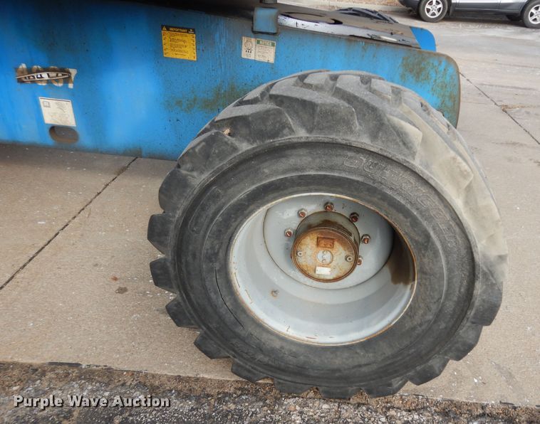 image for item DI6895 2007 Genie Z60/34  boom lift